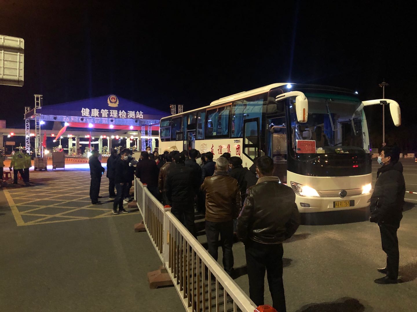 J9集团国际站集团专车行动，江西籍员工返融！